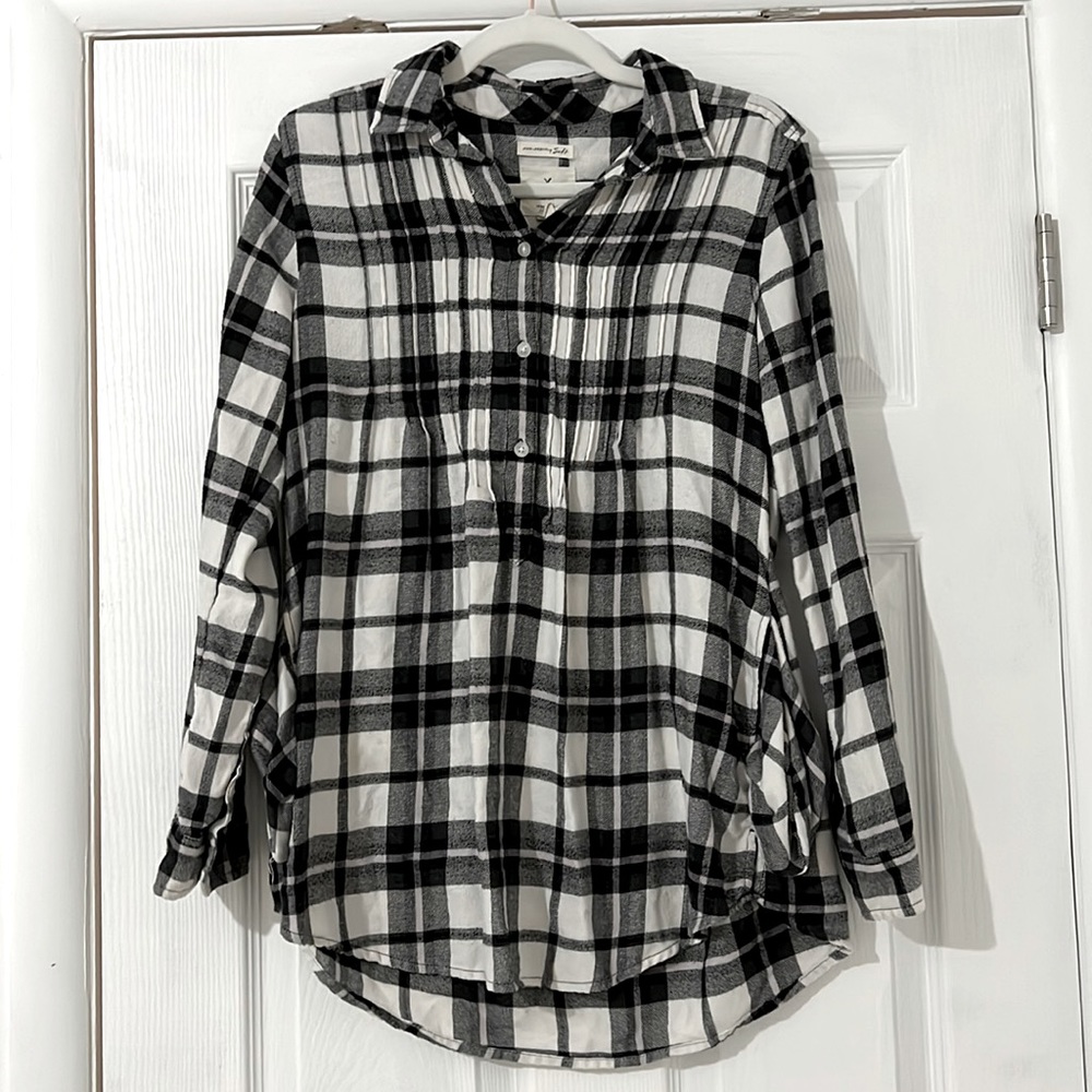 American Eagle Women’s Plaid Flannel Shirt - Size S